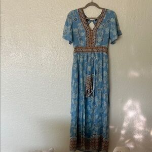 Angie Blue and White Patterned Maxi Dress/& Short Size L
